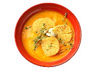 Рецепта Тиквена крем супа със сладки картофи, моркови и домати